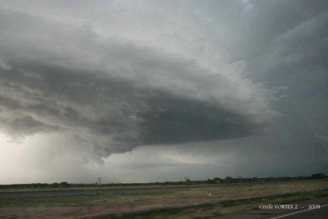 Spectacular thunderstorm and super cell clouds observed during VORTEX2. Picture