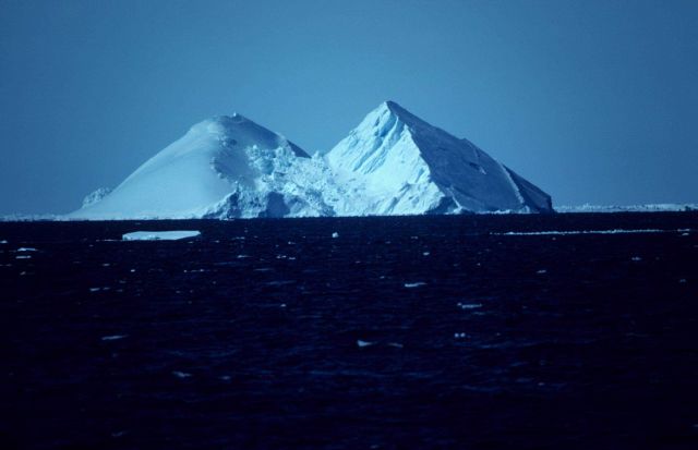 Iceberg Picture
