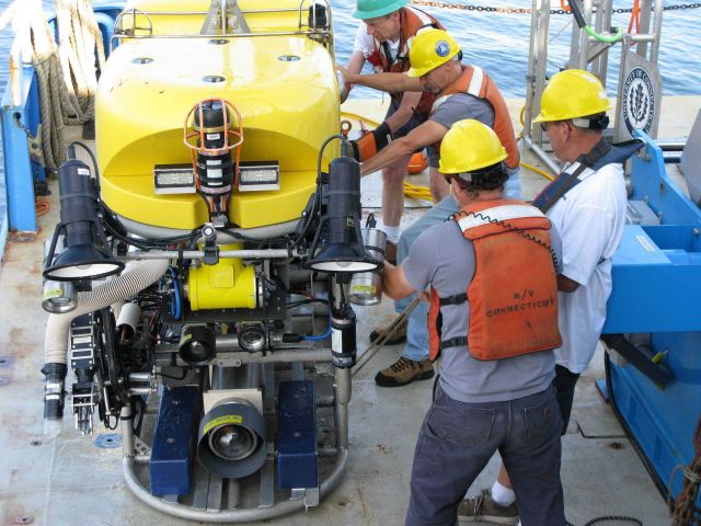 The Northeast Underwater Research Technology and Education Center at the University of Connecticut operates the remotely operated vehicle KRAKEN 2 Picture