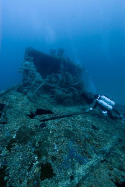 A diver on the bow of the NORTHERN LIGHT, a shipwreck in 190 feet water depth Picture