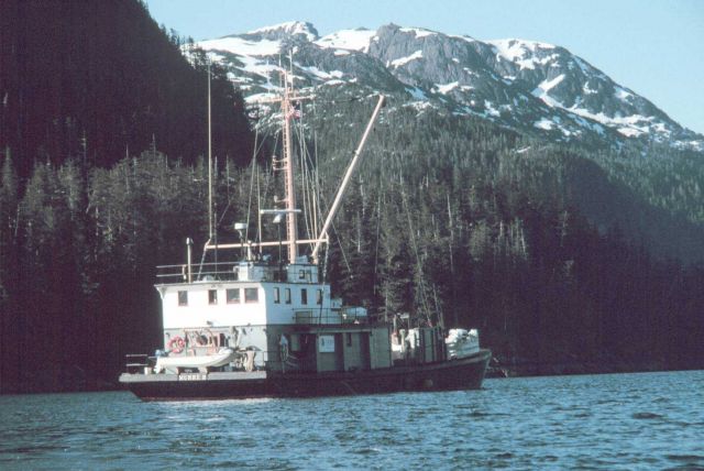 NOAA Ship MURRE II Picture
