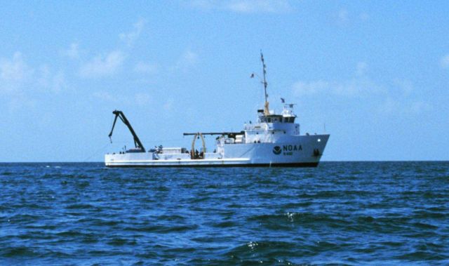 NOAA Ship FERREL in the Dry Tortugas area of Florida. Picture