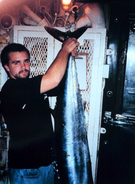 Operations on the NOAA Ship McARTHUR during Stenella abundance cruises. Picture