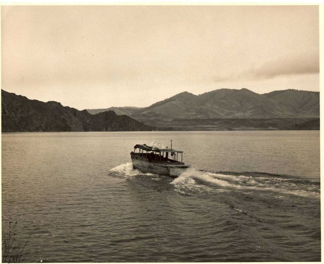 Makeshift survey launch operating on Lake Roosevelt, the Grand Coulee Dam reservoir. Picture