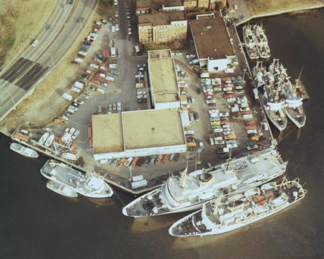 NOAA' s Atlantic Marine Center Picture
