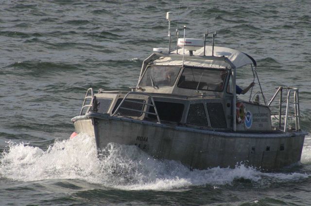 Launch approaching NOAA Ship THOMAS JEFFERSON for pickup. Picture