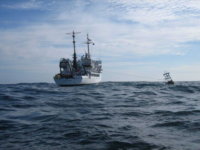Tsunami warning buoy recovery Picture