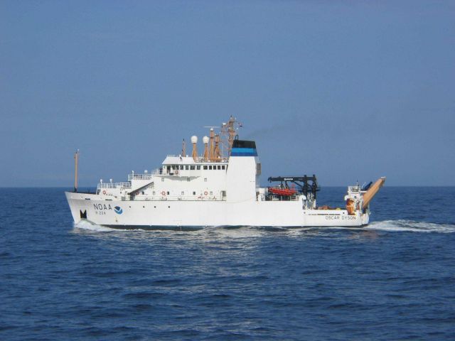 NOAA Ship OSCAR DYSON underway. Picture