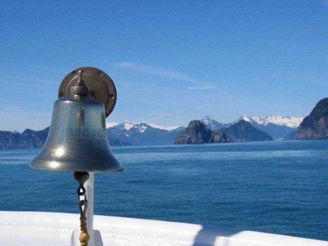 Ship's bell of the NOAA Ship RAINIER Picture
