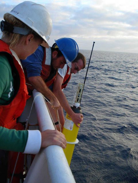 Deploying ARGO float Picture