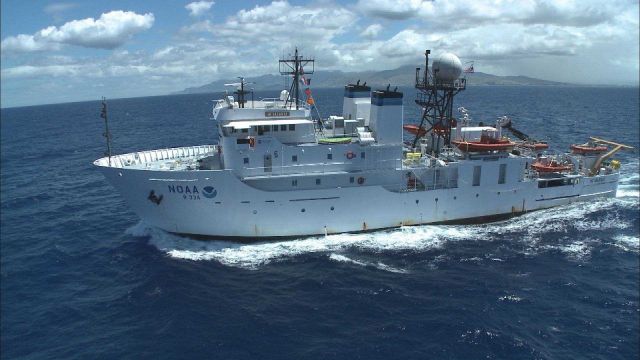 NOAA Ship HI'IALAKAI port side view Picture