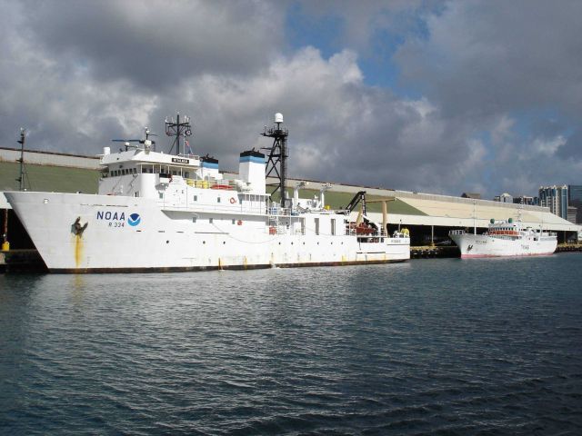 NOAA Ship HI'IALAKAI with Japanese fisheries training vessel astern. Picture