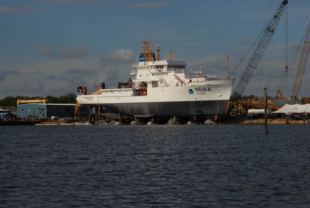 NOAA Ship PISCES Picture