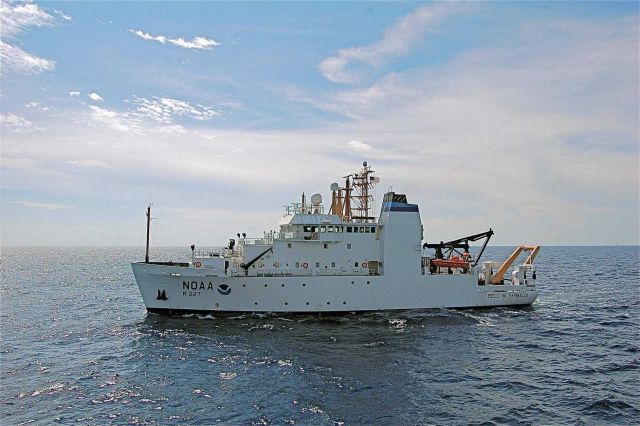 NOAA Ship BELL SHIMADA Picture