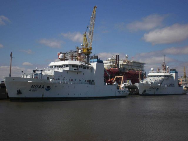 NOAA Ships BELL SHIMADA and PISCES Picture