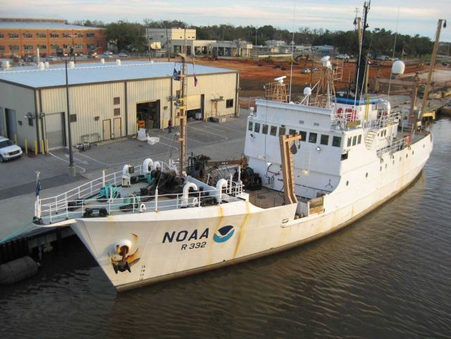 NOAA Ship OREGON II Picture