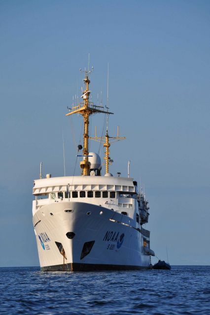 Bow view of NOAA Ship RAINIER Picture
