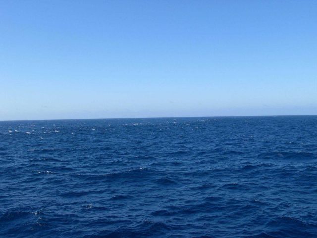 Disturbed area marks phenomena observed on radar in image ship1825. Picture