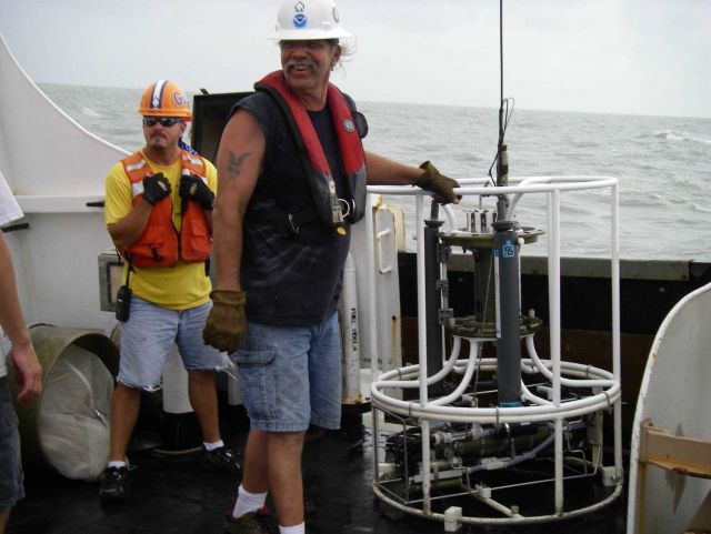 NOAA TAS onboard the NOAA Ship OREGON II Picture