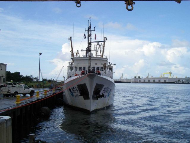 NOAA TAS onboard the NOAA Ship OREGON II Picture