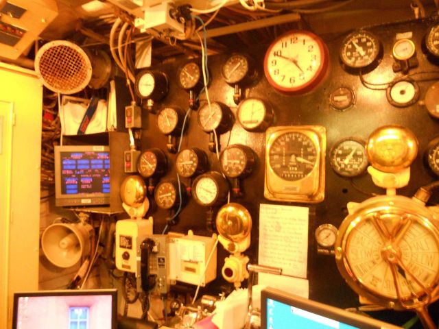 NOAA TAS onboard the NOAA Ship Delaware II Picture