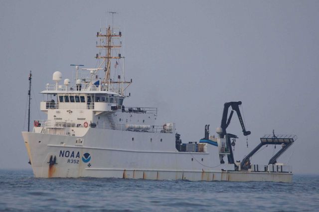 NOAA ship NANCY FOSTER port side view. Picture
