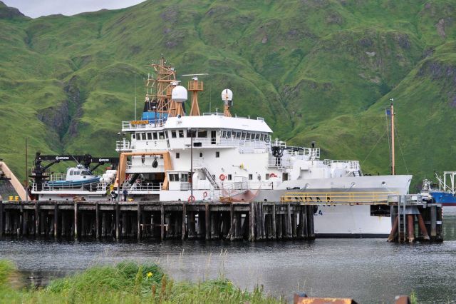 NOAA Ship OSCAR DYSON at the pier. Picture