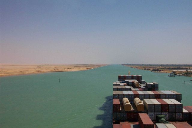 Suez Canal as seen from the bridge of the SEALAND COMMITMENT. Picture