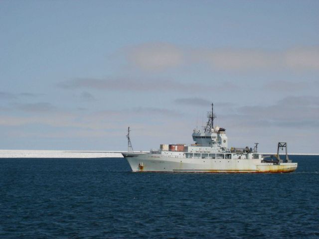 University of Washington R/V THOMAS G Picture