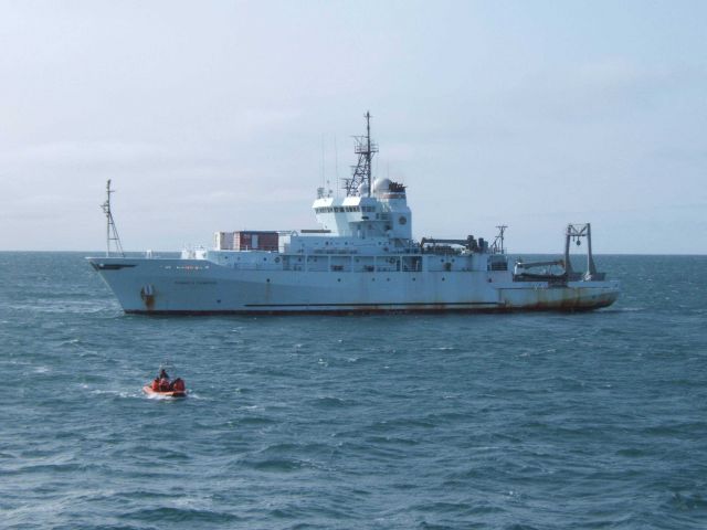 University of Washington R/V THOMAS G Picture