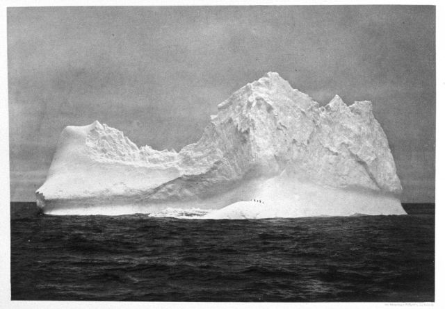Iceberg seen on December 4, 1898 Picture