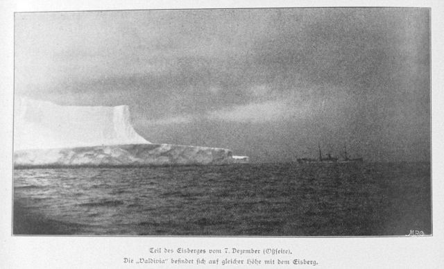 Ice berg seen on December 7, 1898 Picture