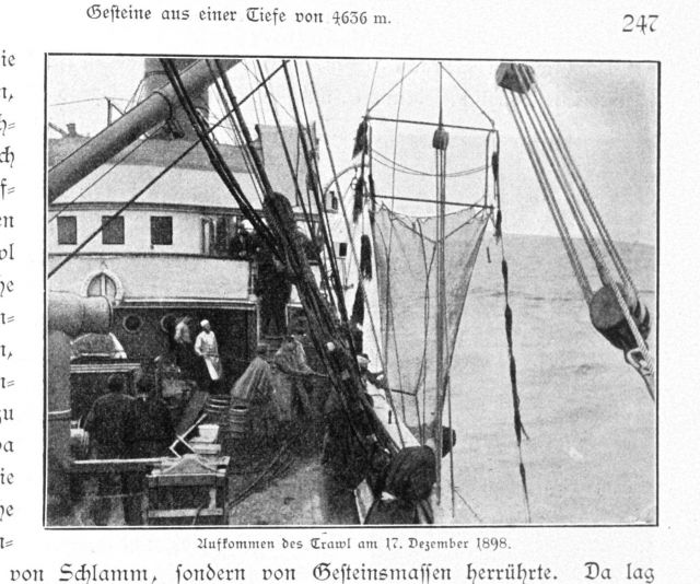 Recovering the trawl net on December 17, 1898 Picture