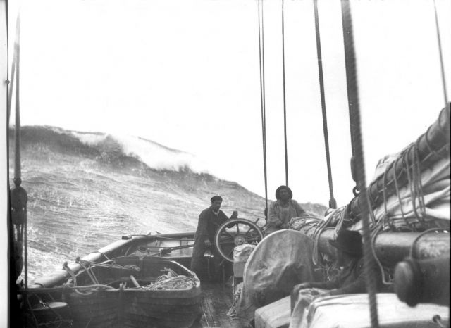 The HIRONDELLE in a storm Picture