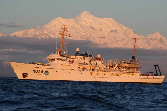 NOAA Ship FAIRWEATHER in front of Mt Picture