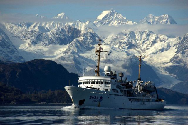NOAA Ship FAIRWEATHER in Glacier Bay. Picture
