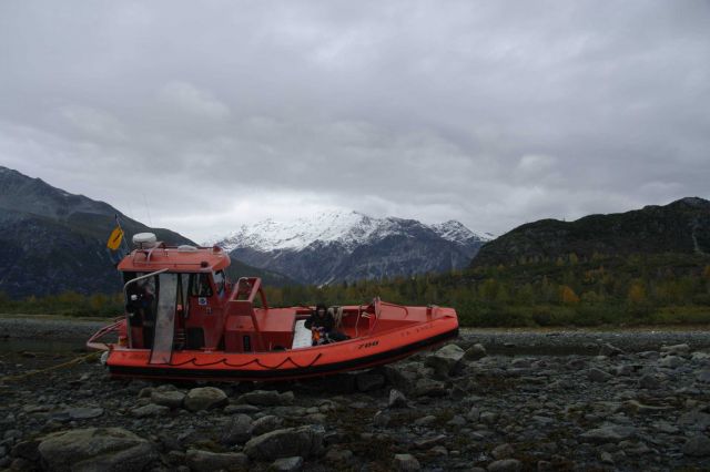 Using NOAA SHIP FAIRWEATHER RHIB as a tide-measuring device. Picture