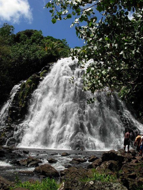 Keprohi (also spelled Kepirohi) Waterfall Picture