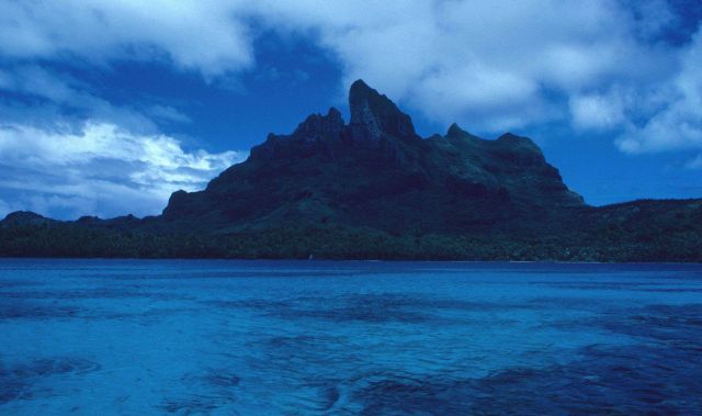 The high peaks of Bora Bora Picture