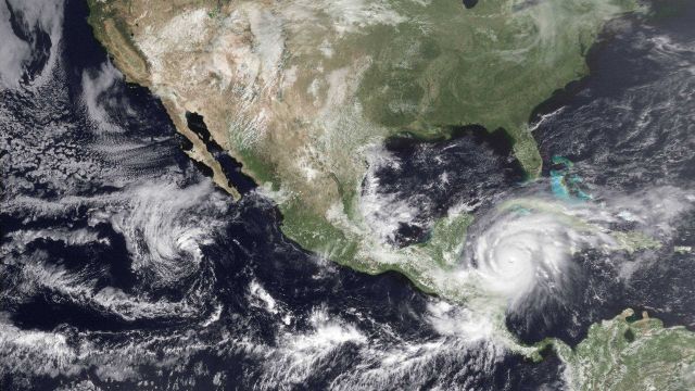 Hurricane Mitch near its peak intensity with maximum sustained winds at 180 mph (285 km/hr) Picture