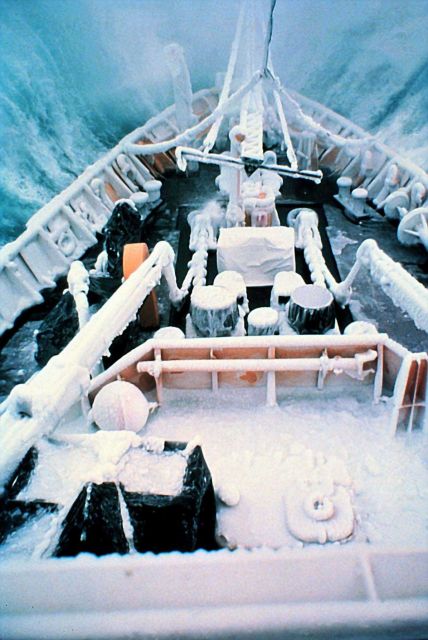 NOAA Ship SURVEYOR Picture