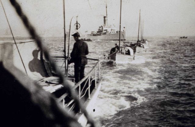 Towing current observation boats to stations - NATOMA in background. Picture