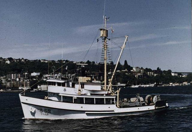 NOAA Ship JOHN N Picture