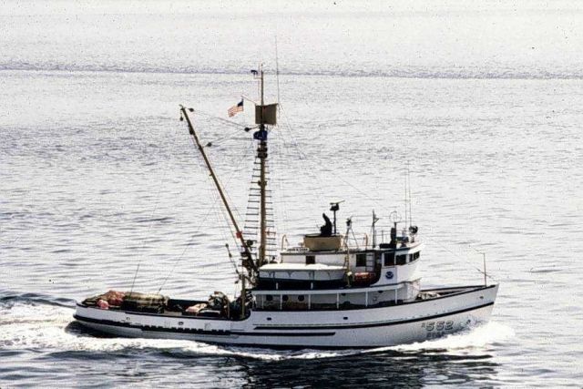 NOAA Ship JOHN N Picture