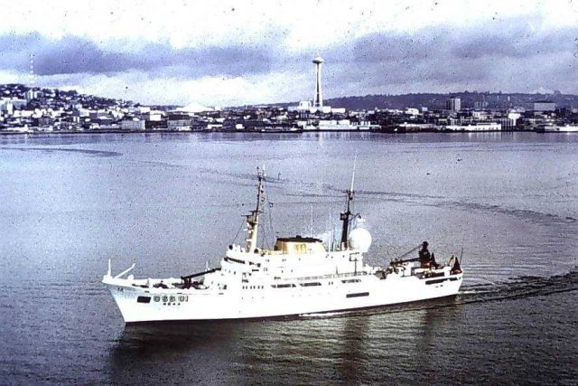 NOAA Ship OCEANOGRAPHER Picture
