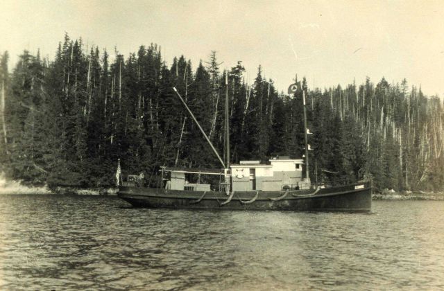 The chartered launch ELSINORE Picture
