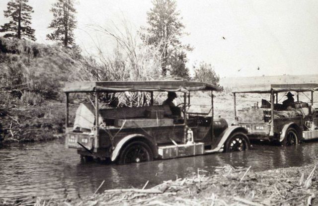 'O' party following a creek bed in preference to a muddy road Picture