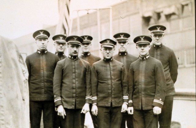 Ship's wardroom Picture
