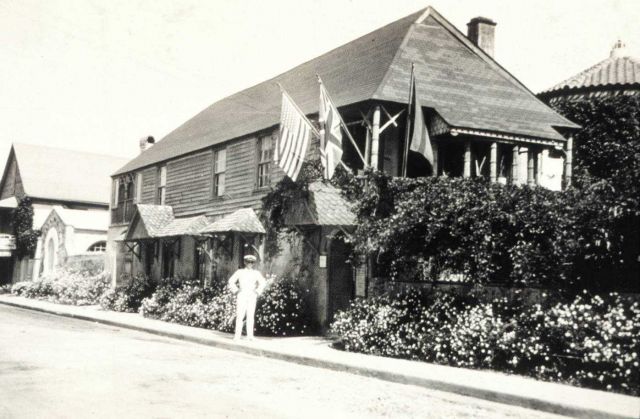 Oldest house in the United States. Picture
