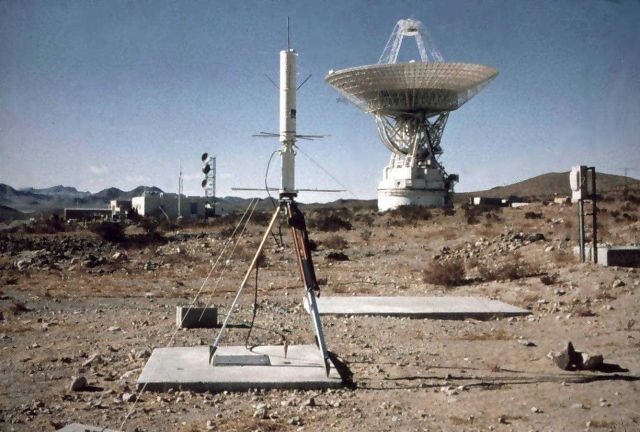 Use of Navy Transit satellite receiver Picture